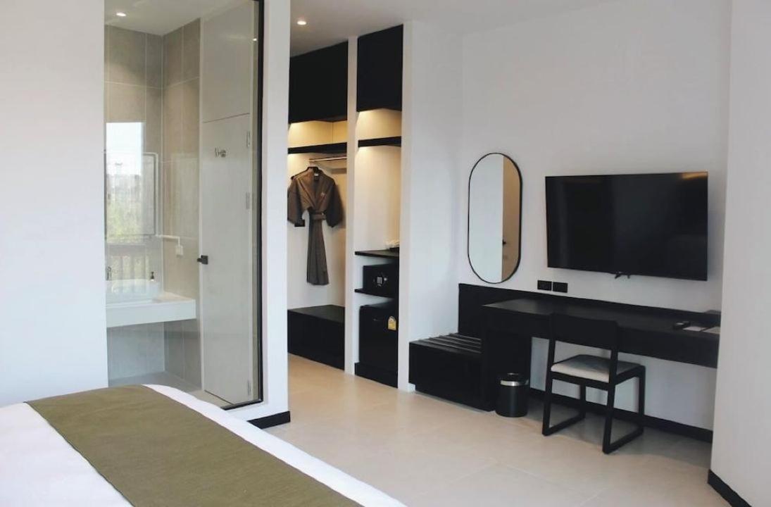 Whitt Hotell 4*