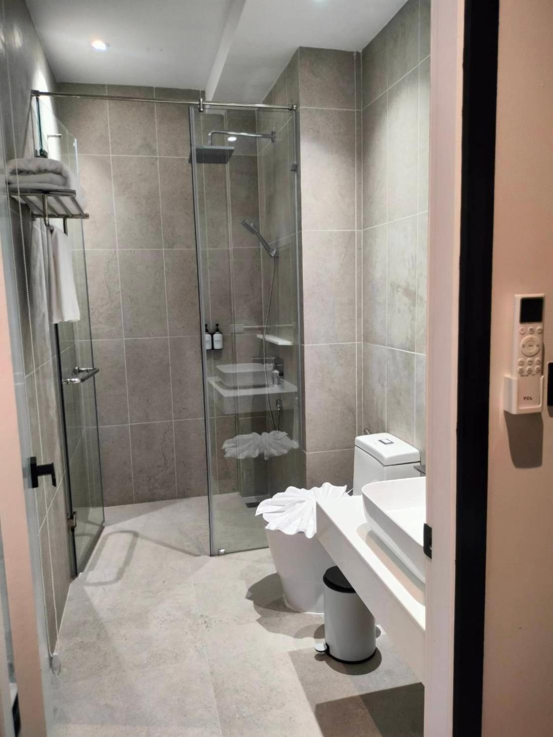 Whitt Hotell 4*
