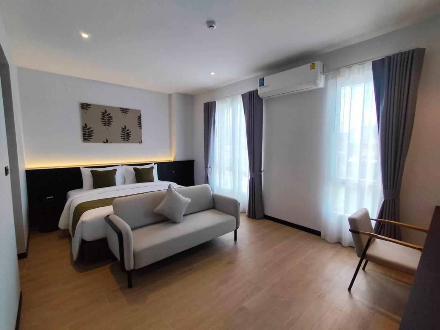 Whitt Hotell 4*